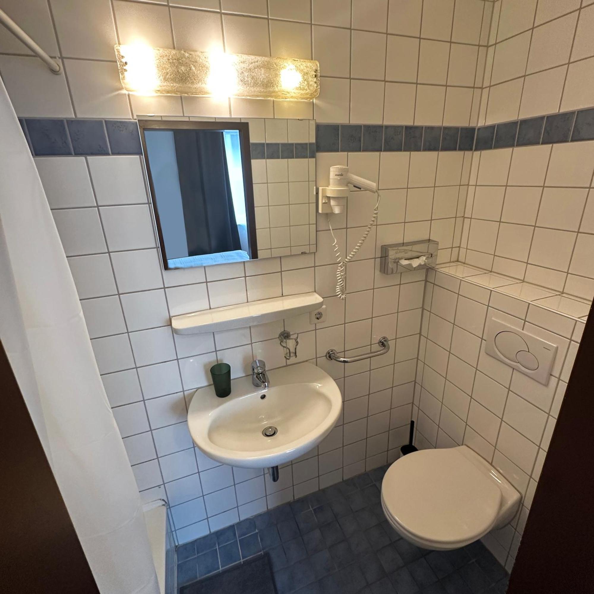 Benztown Hotel Gaestehaus シュトゥットガルト エクステリア 写真